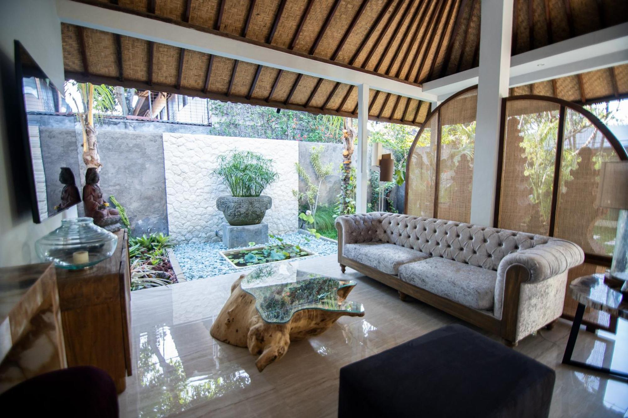 Villa Loba Seminyak  Exterior photo